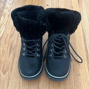 Pajar -30 high top fleece lined genuine leather boots - narrow size 4.5 - 5